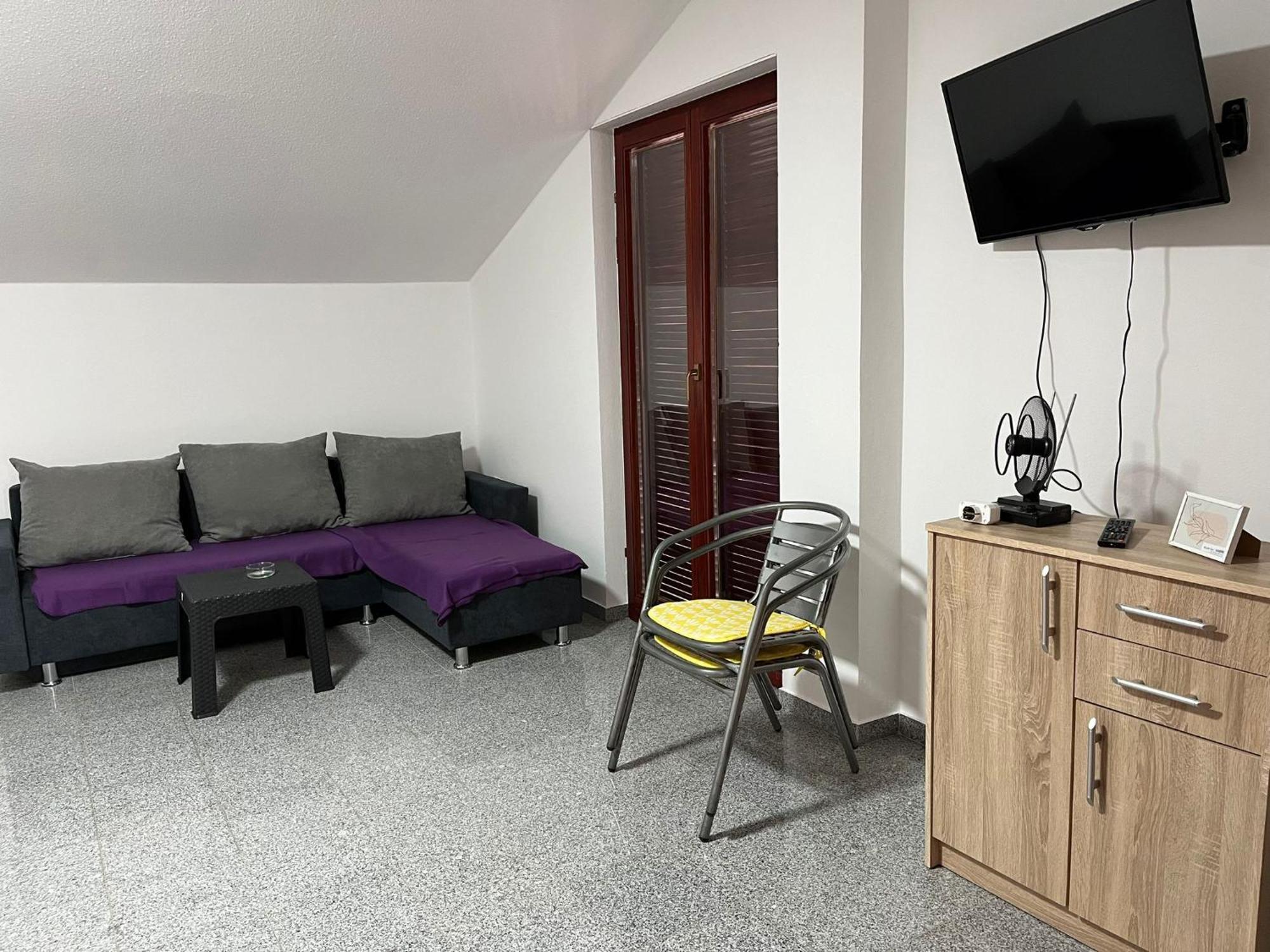 Apartmani Ana Sukošan Kültér fotó